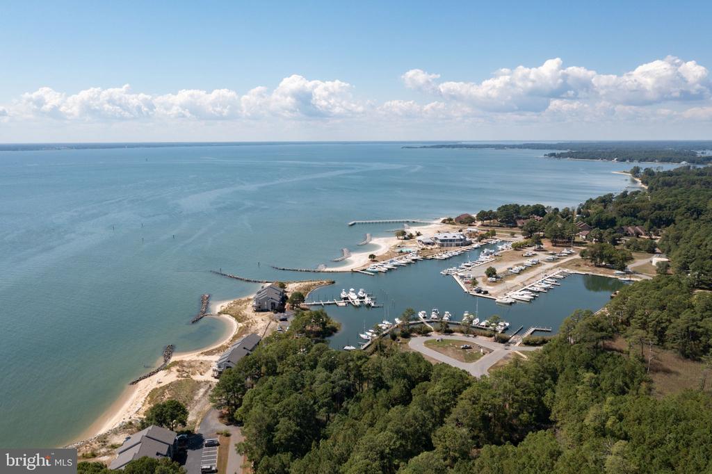 141 BEACH COVE DRIVE