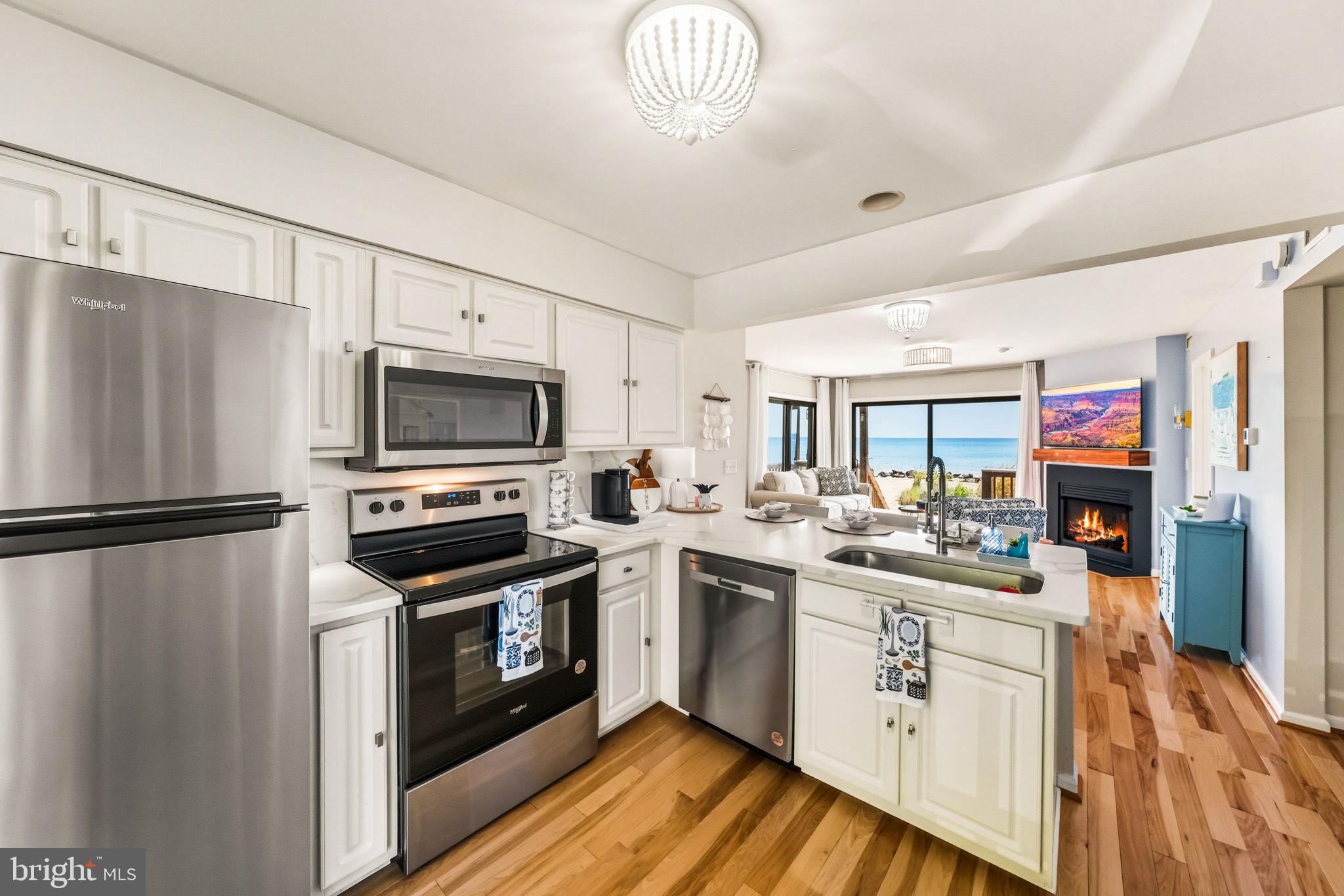 141 BEACH COVE DRIVE