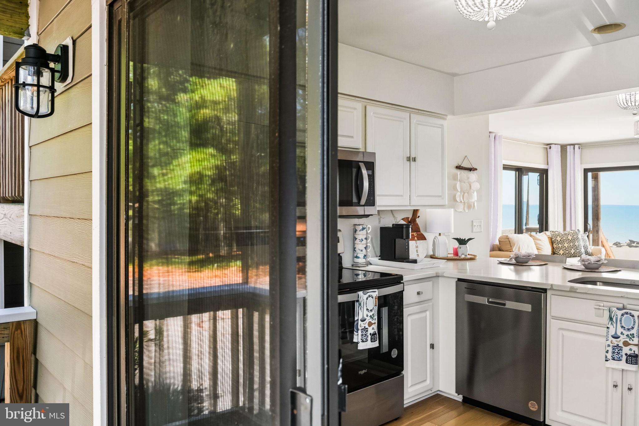 141 BEACH COVE DRIVE