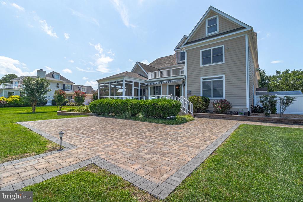 310 OLD POINT ROAD