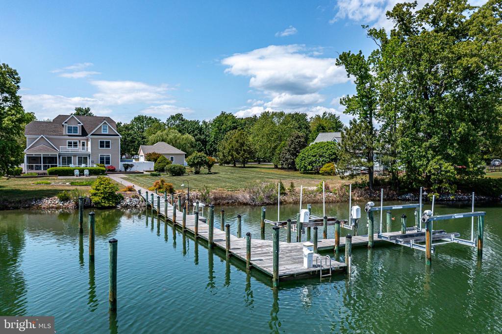 310 OLD POINT ROAD