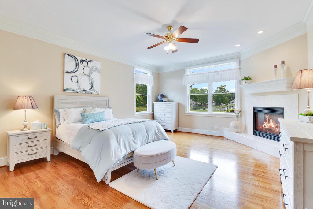 310 OLD POINT ROAD