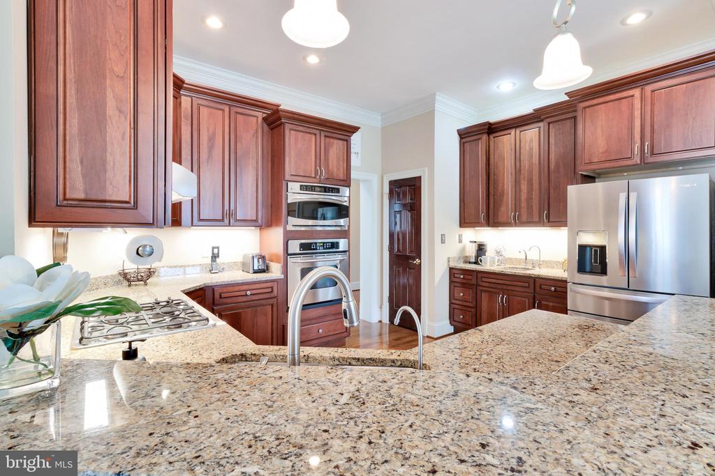 310 OLD POINT ROAD