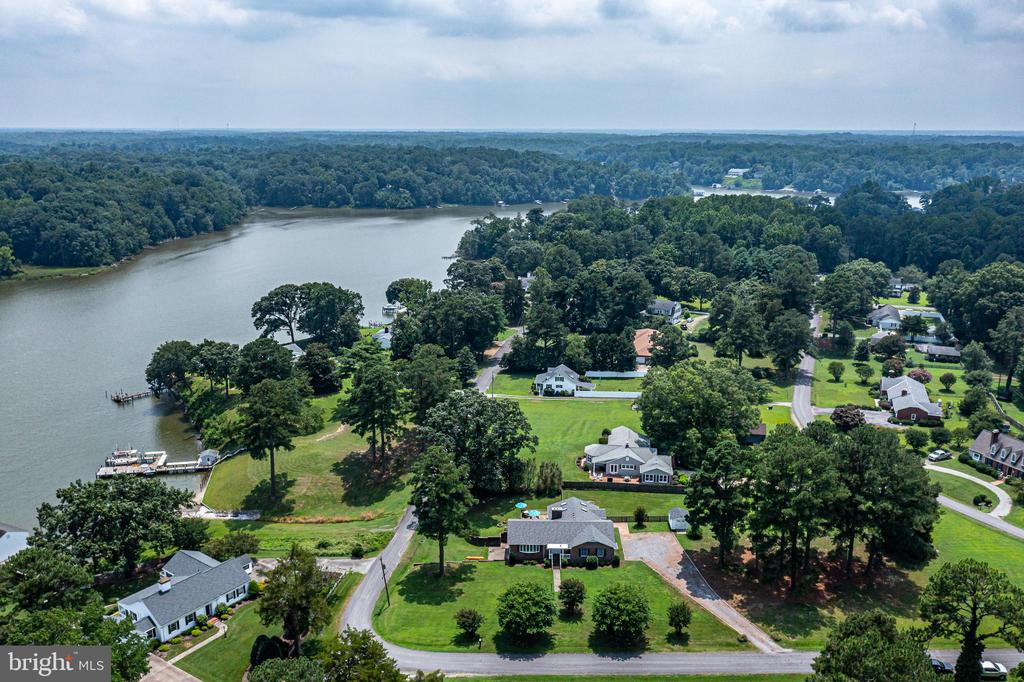 72 Nimcock Rd