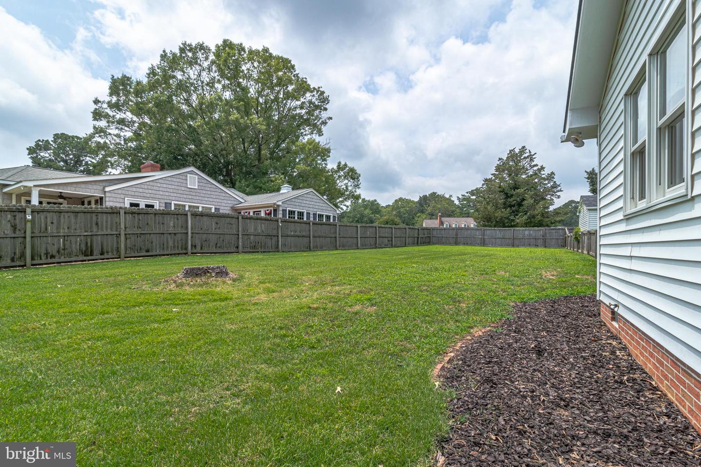 72 Nimcock Rd