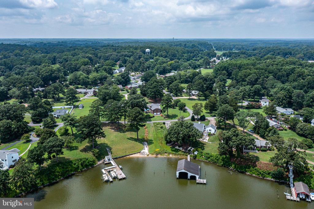 72 Nimcock Rd