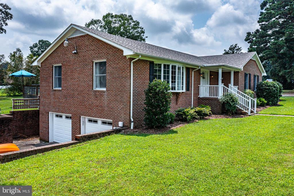 72 Nimcock Rd