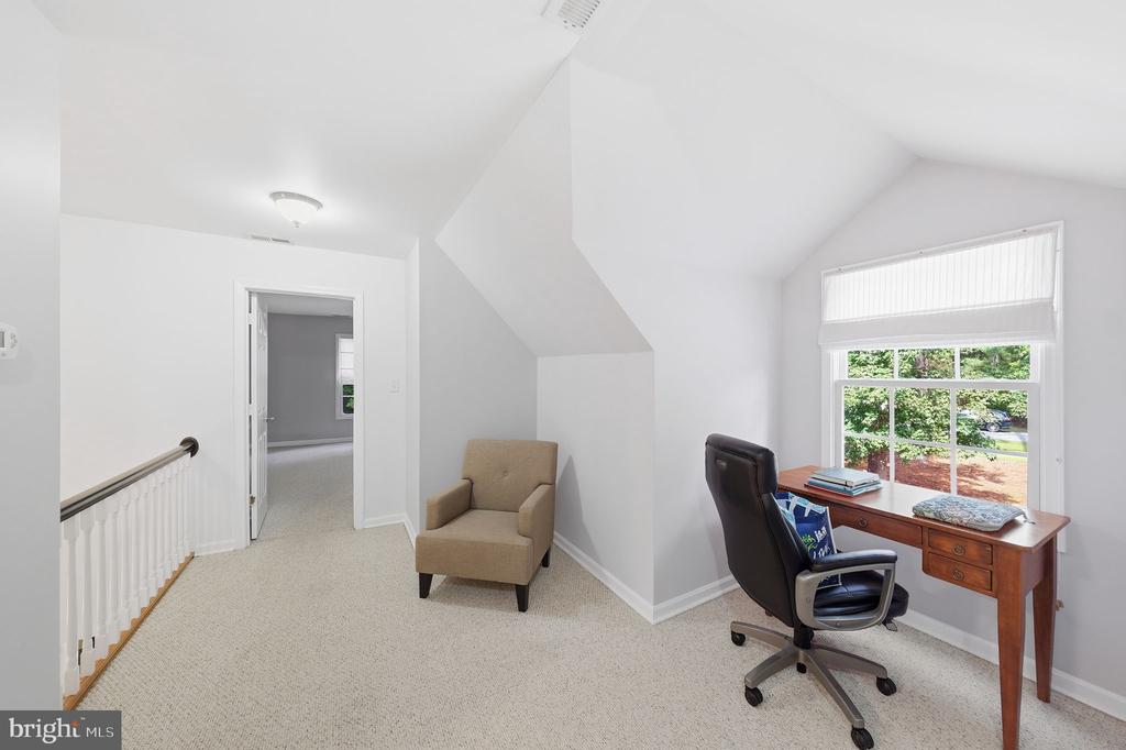 90 SHELL REEF COURT