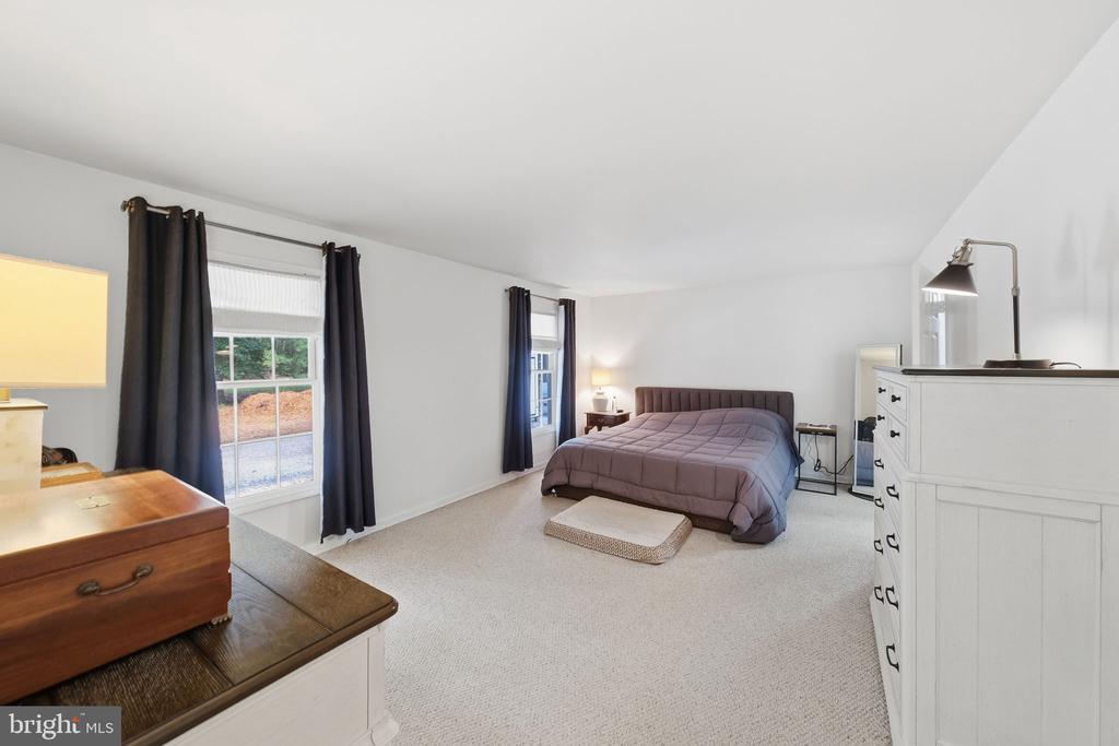 90 SHELL REEF COURT