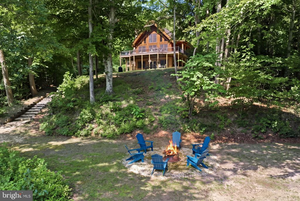 32 SHORELINE DRIVE