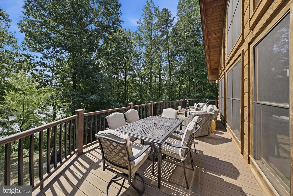 32 SHORELINE DRIVE