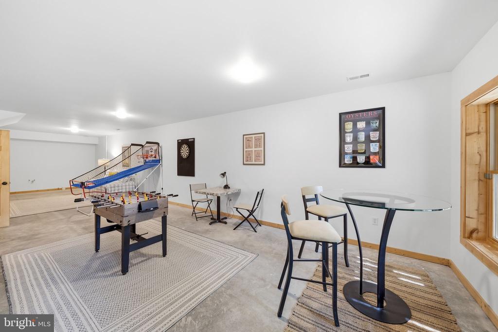 32 SHORELINE DRIVE