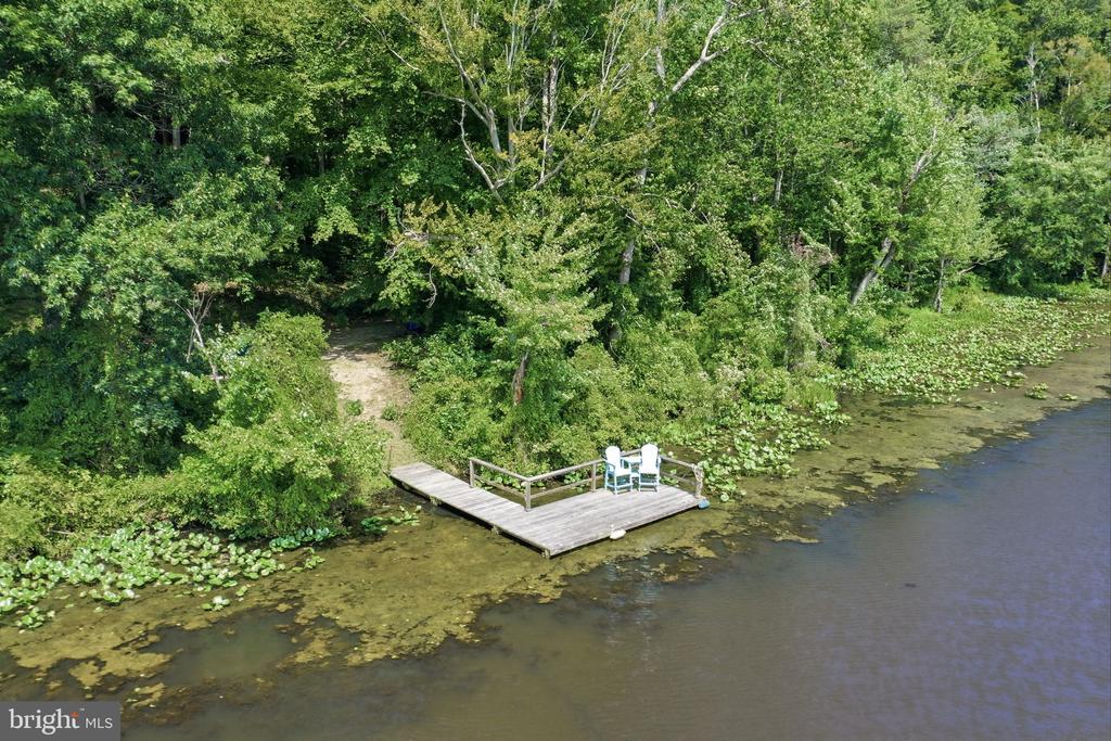 32 SHORELINE DRIVE