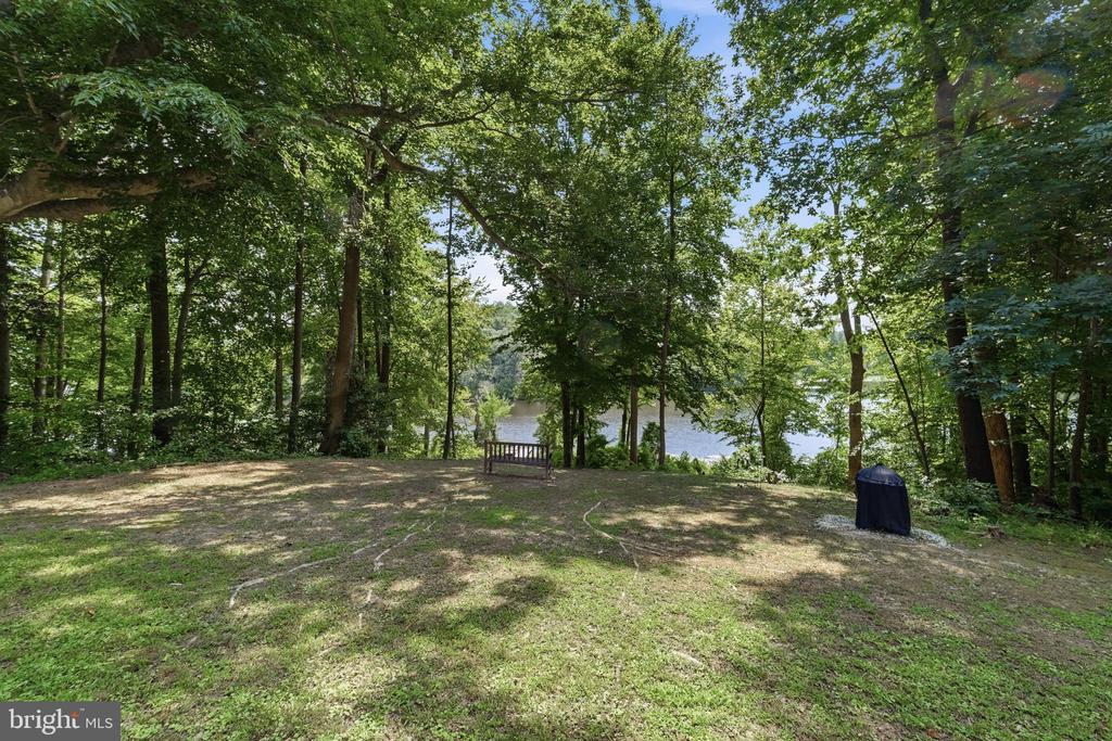 32 SHORELINE DRIVE