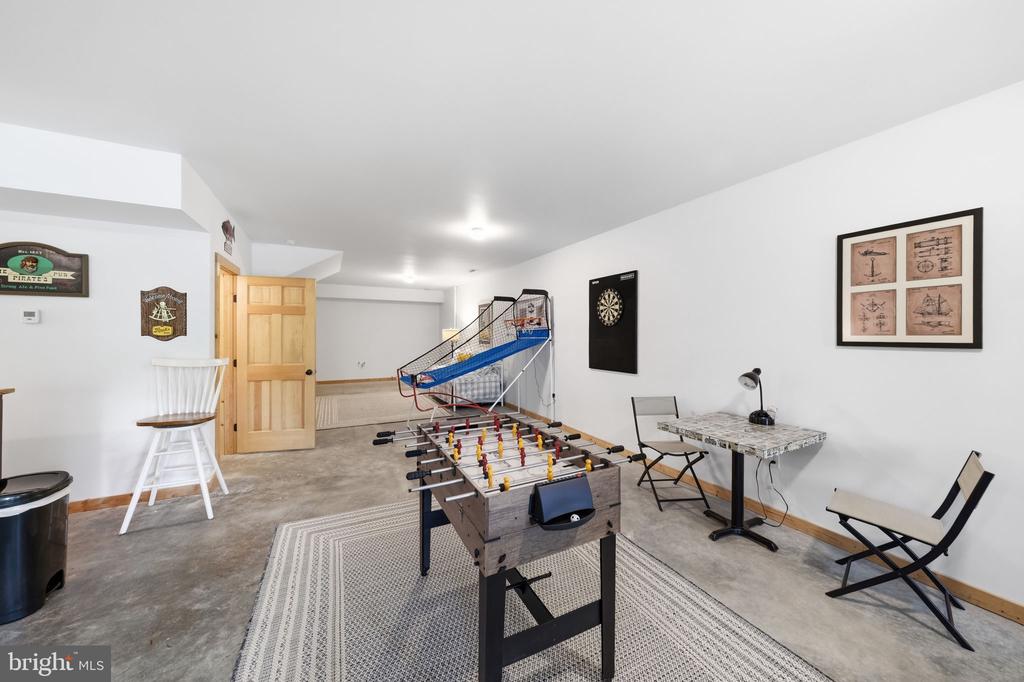 32 SHORELINE DRIVE