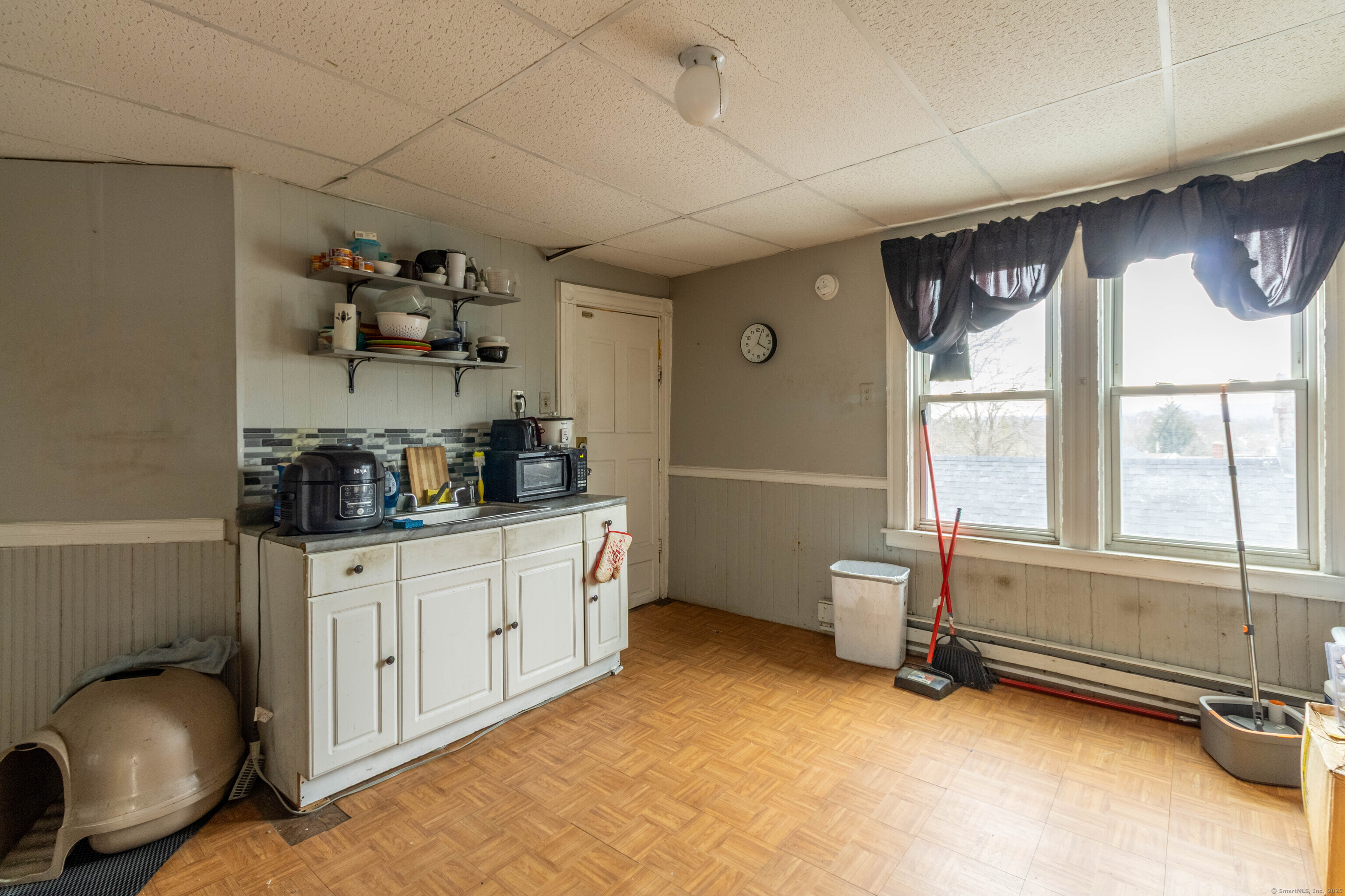 24 Rocky Hill Avenue
