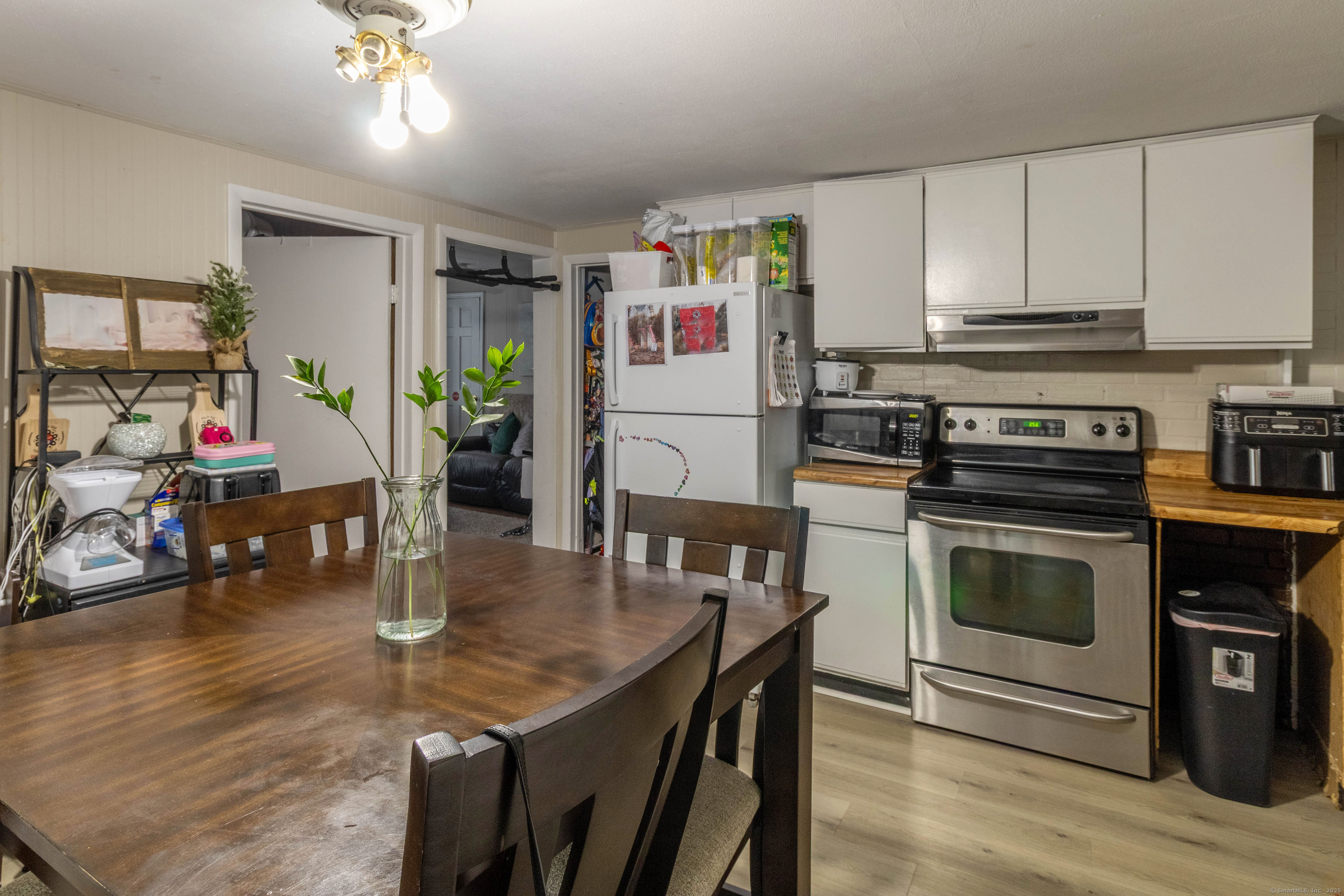 24 Rocky Hill Avenue
