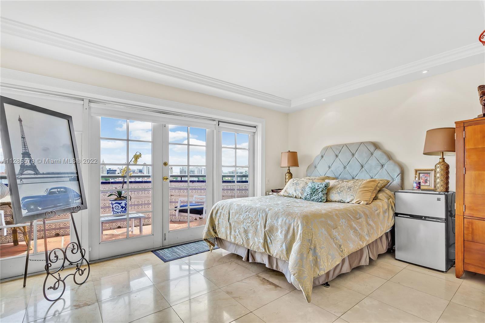 911 E Ponce De Leon Blvd # 1602