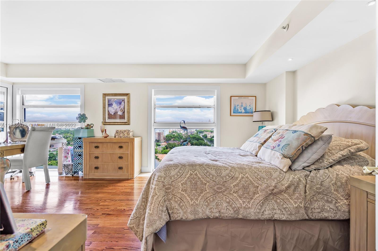 911 E Ponce De Leon Blvd # 1602