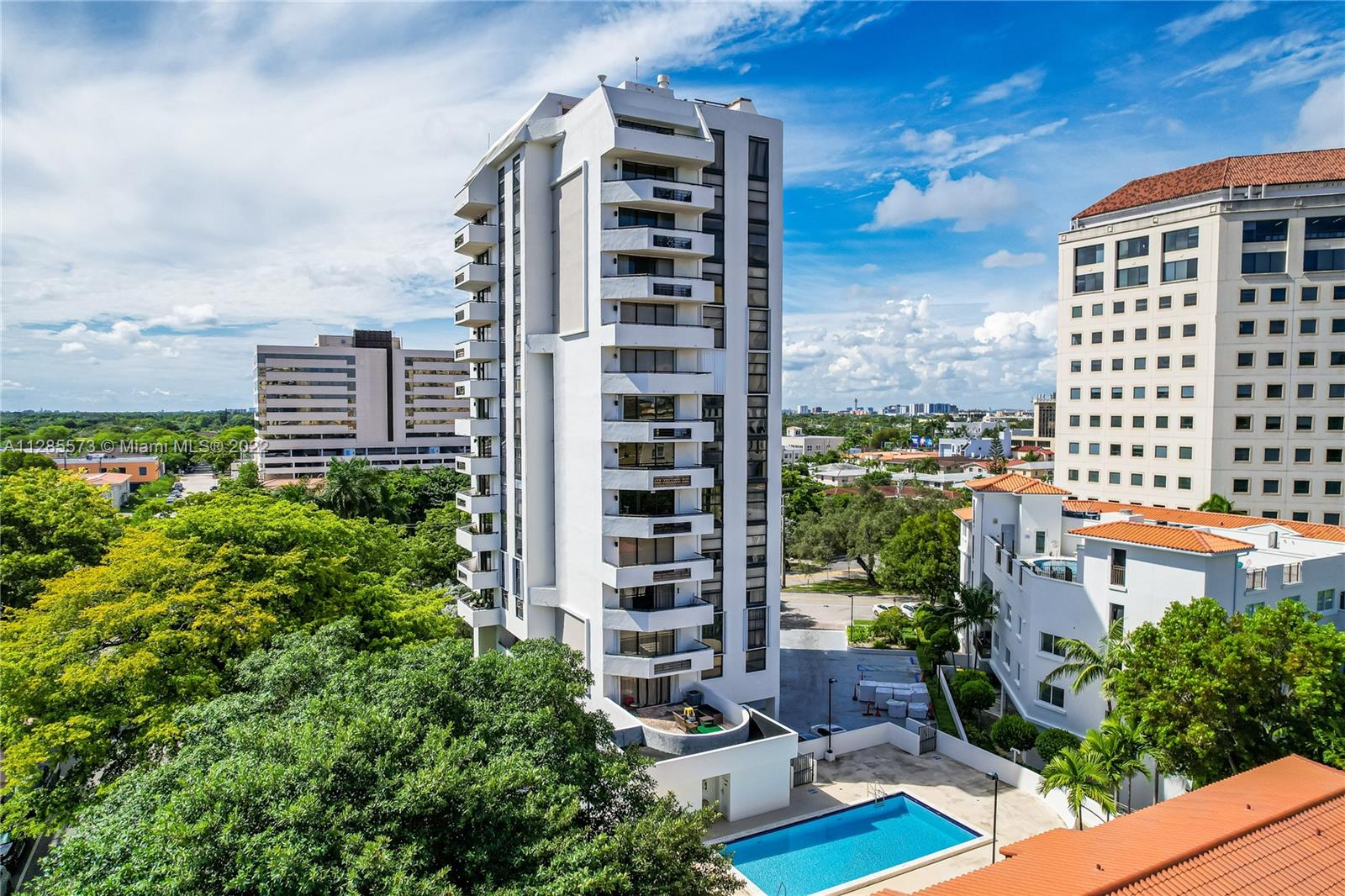 911 E Ponce De Leon Blvd # 1602