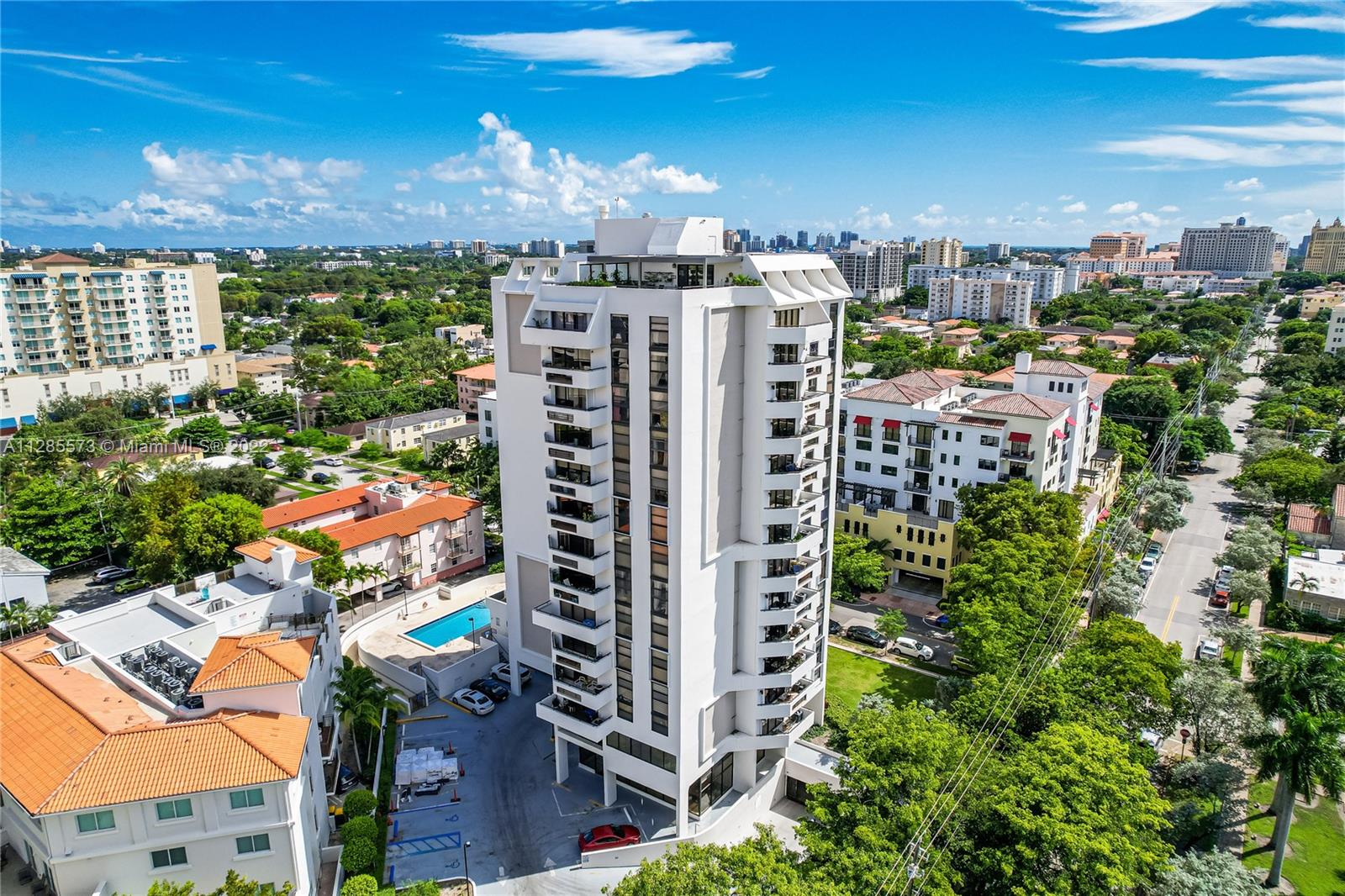 911 E Ponce De Leon Blvd # 1602