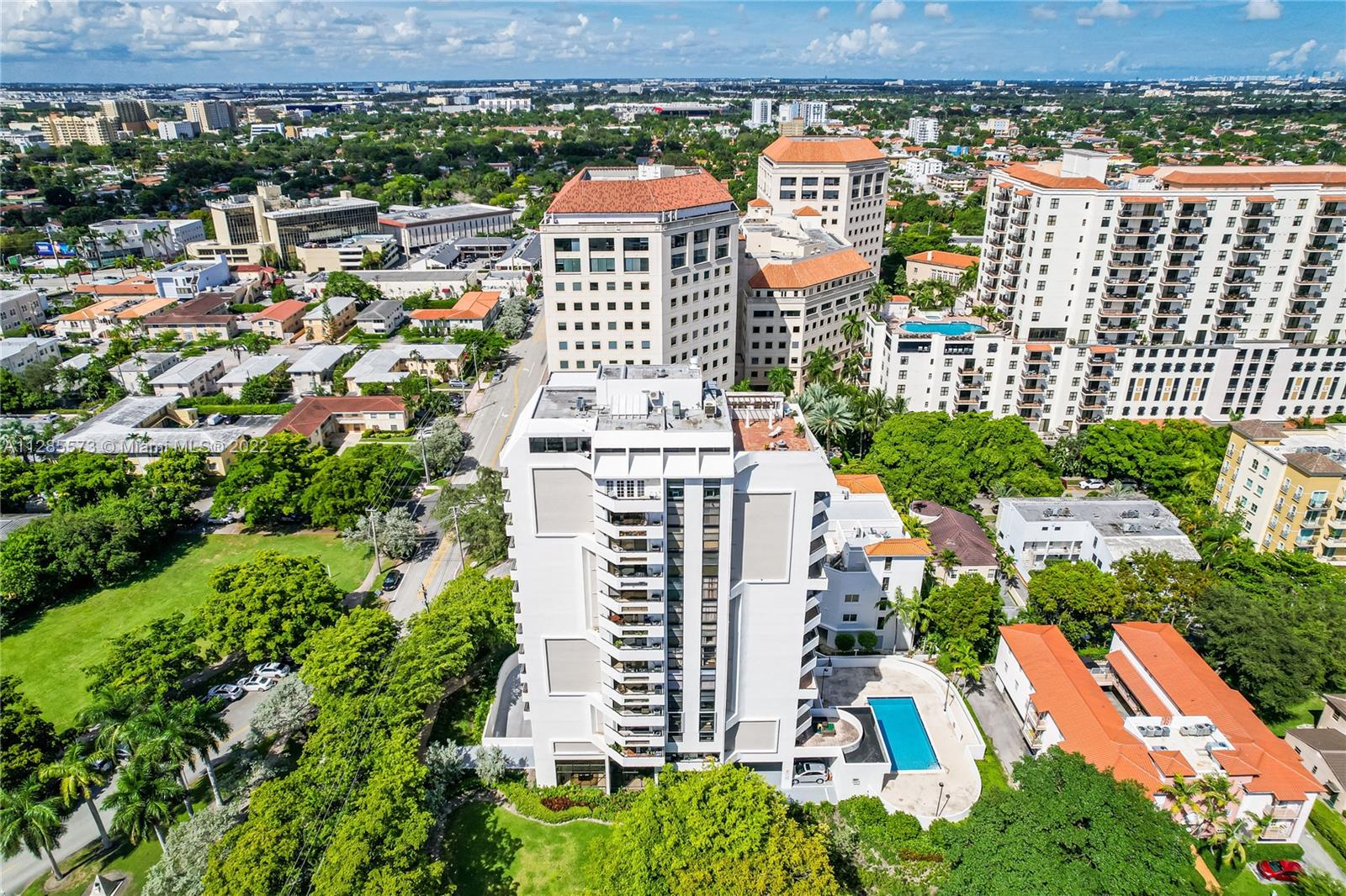 911 E Ponce De Leon Blvd # 1602