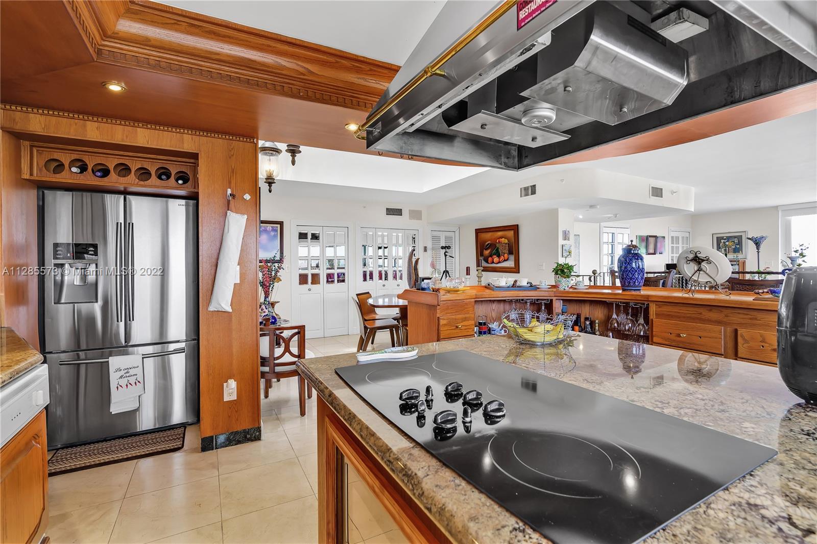 911 E Ponce De Leon Blvd # 1602