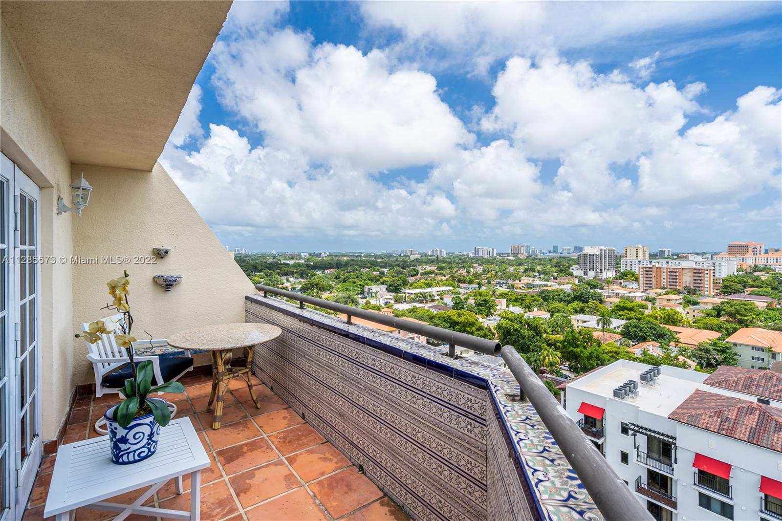 911 E Ponce De Leon Blvd # 1602