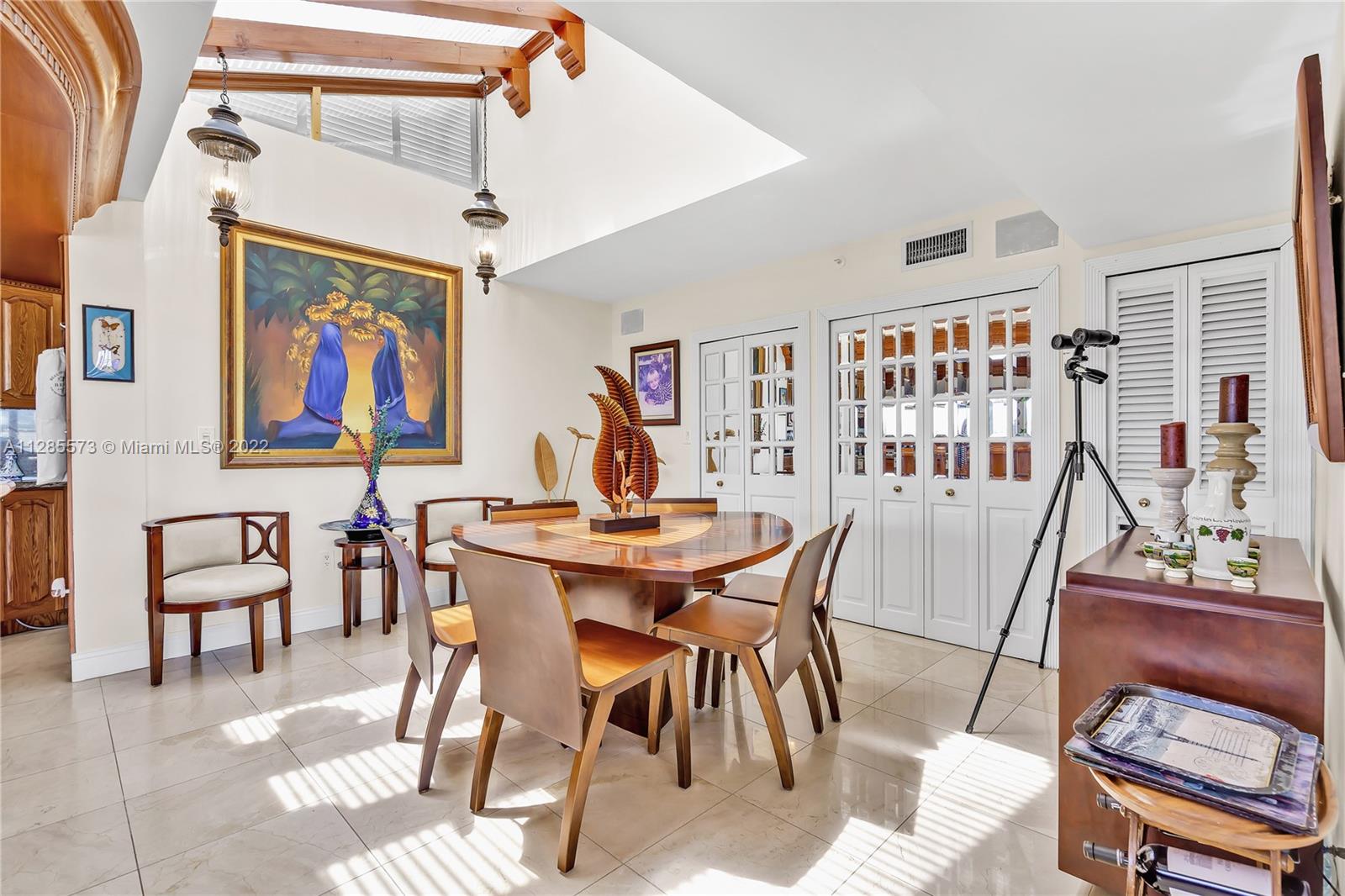 911 E Ponce De Leon Blvd # 1602