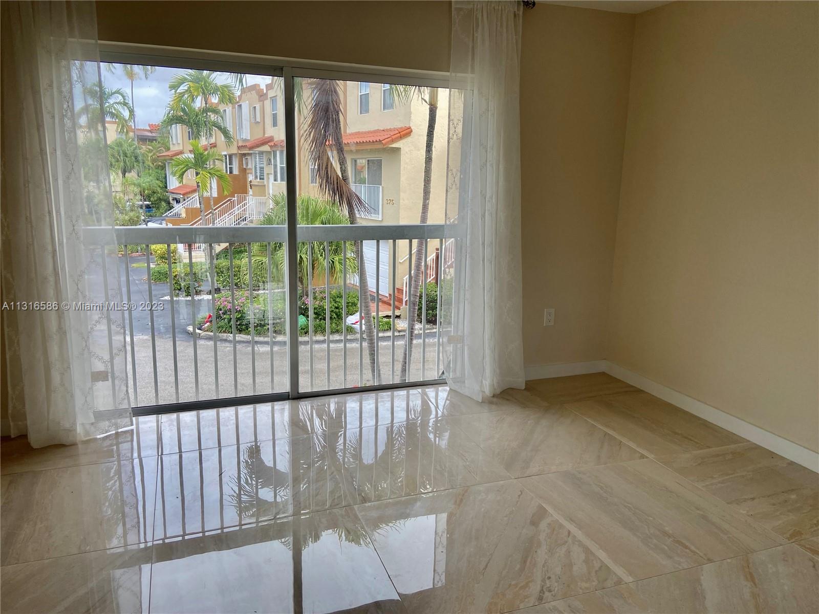 8620 NW 3rd Ln # 508