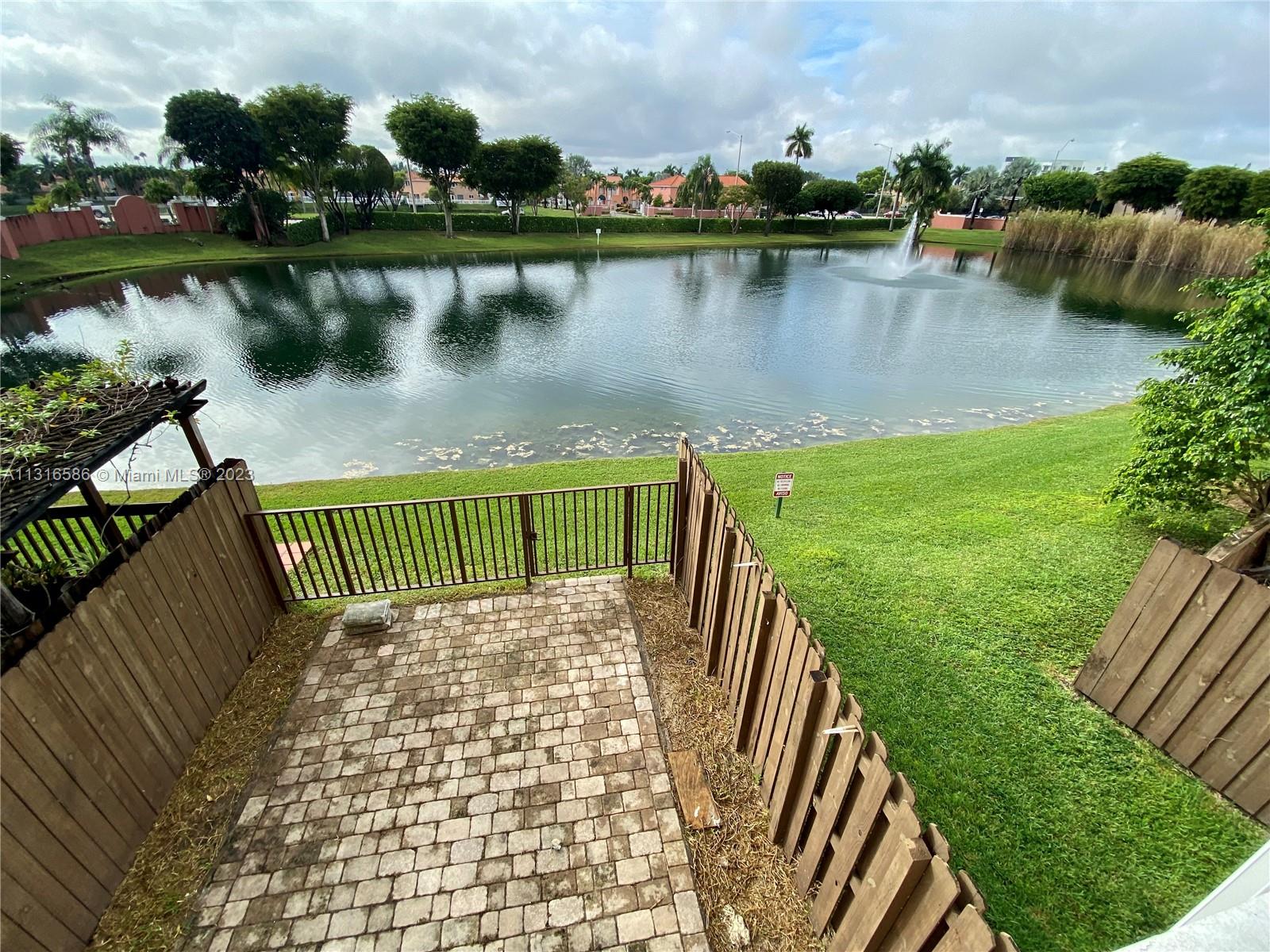 8620 NW 3rd Ln # 508