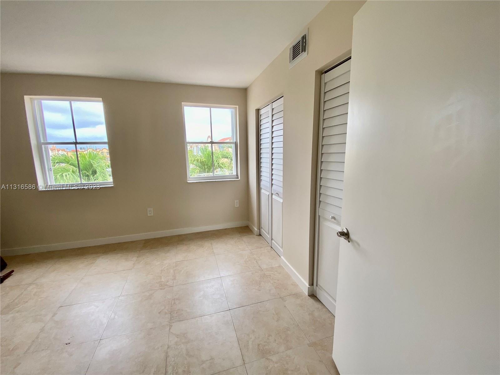 8620 NW 3rd Ln # 508