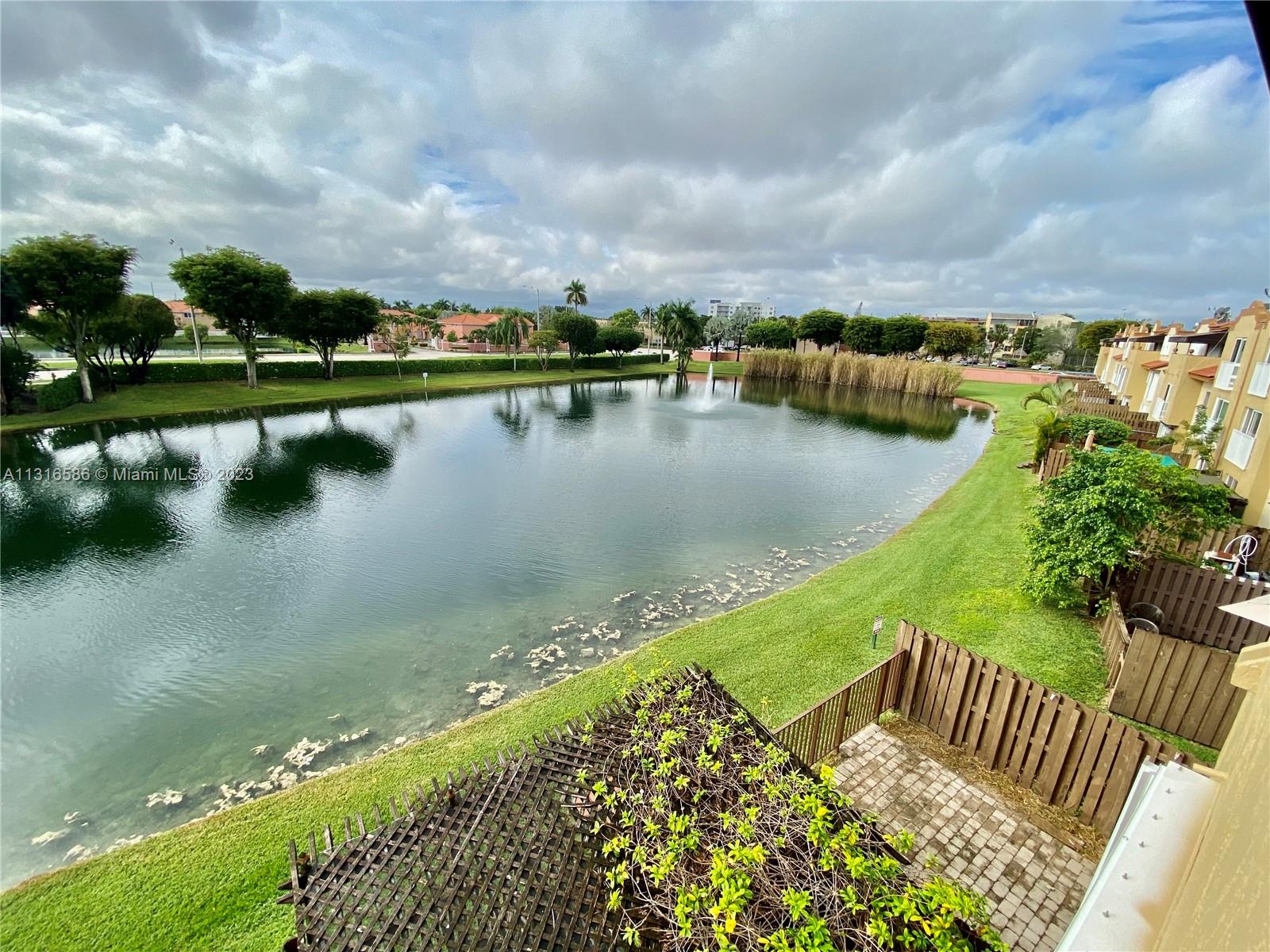 8620 NW 3rd Ln # 508