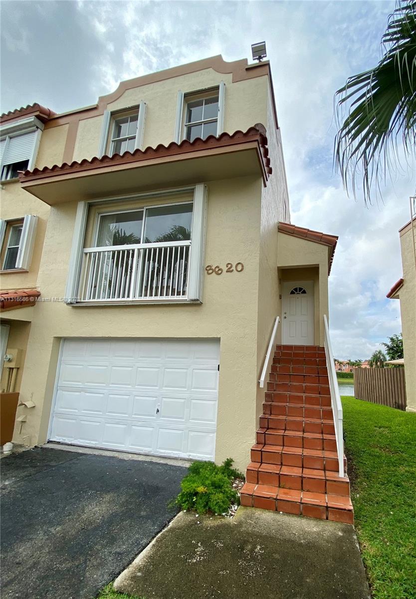 8620 NW 3rd Ln # 508