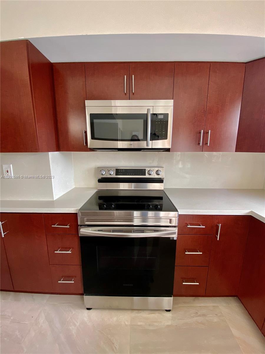 8620 NW 3rd Ln # 508