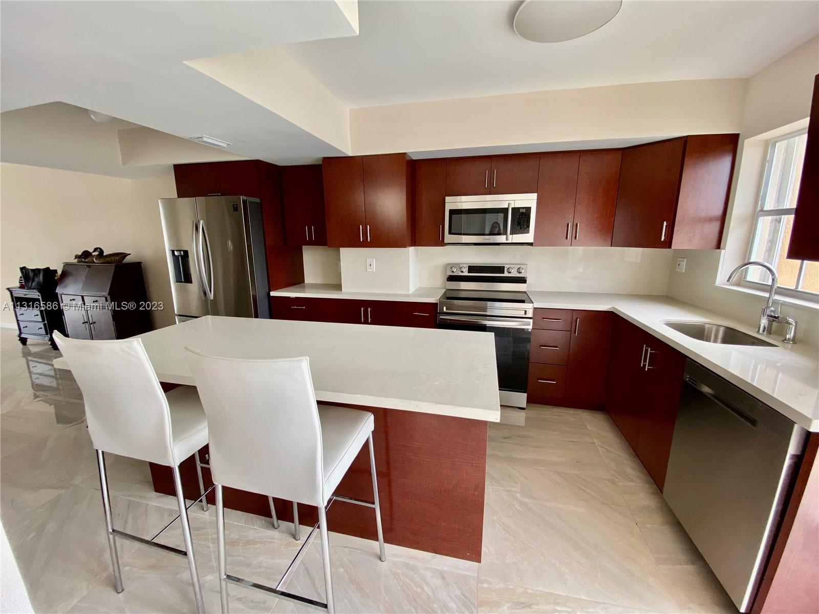 8620 NW 3rd Ln # 508