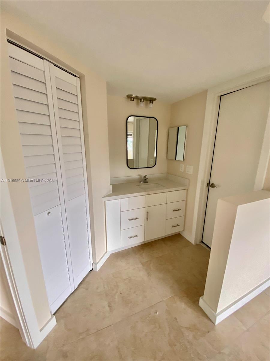 8620 NW 3rd Ln # 508