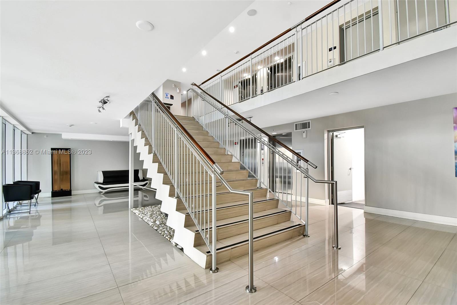 601 NE 23rd St # 1403