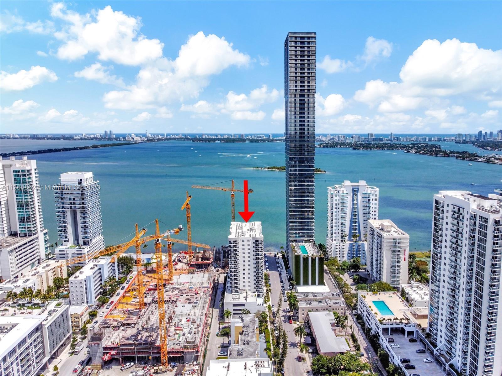 601 NE 23rd St # 1403