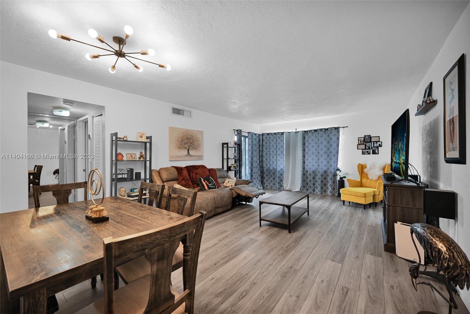 10105 NW 9th St Cir # 207 Unit: 9-207