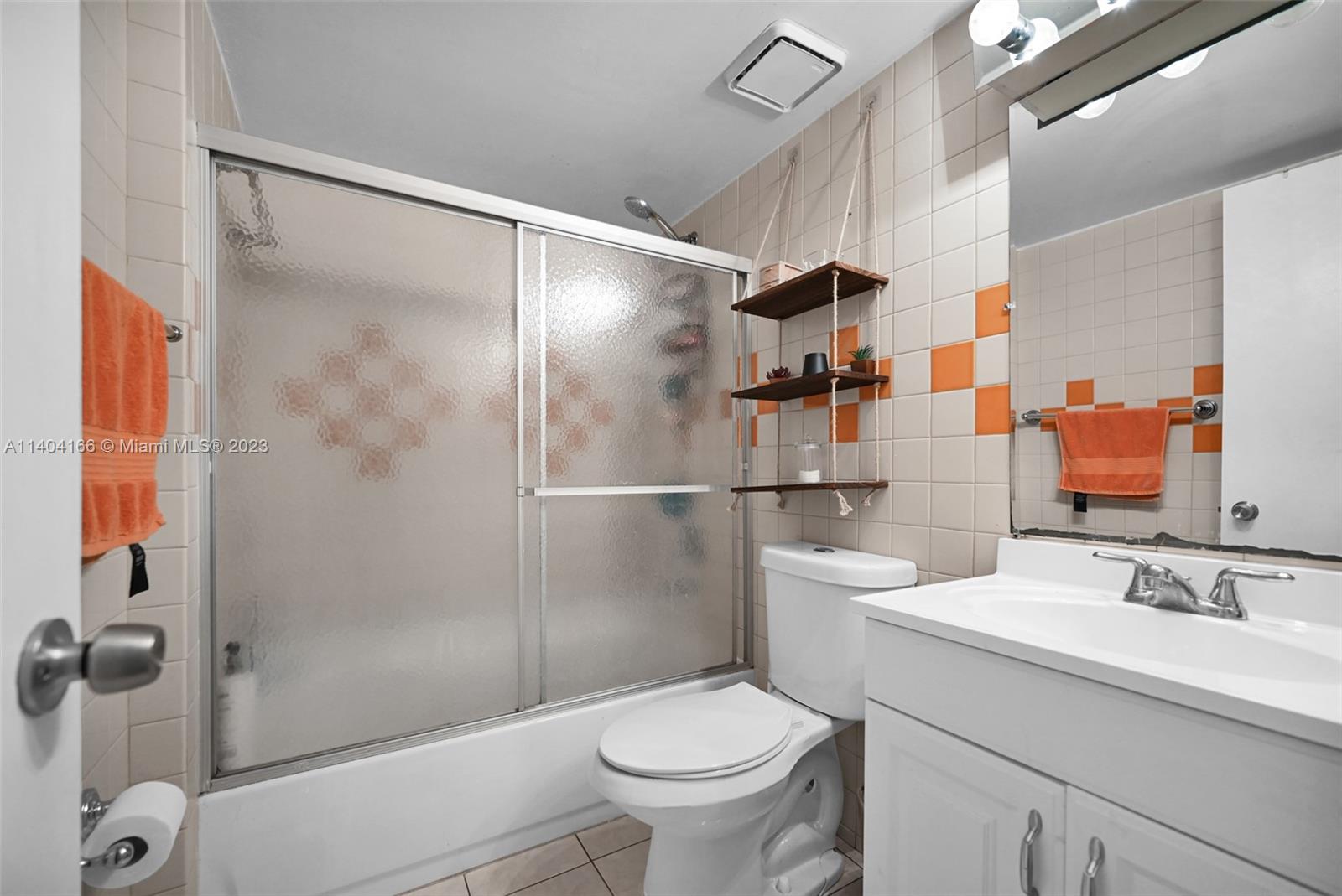 10105 NW 9th St Cir # 207 Unit: 9-207