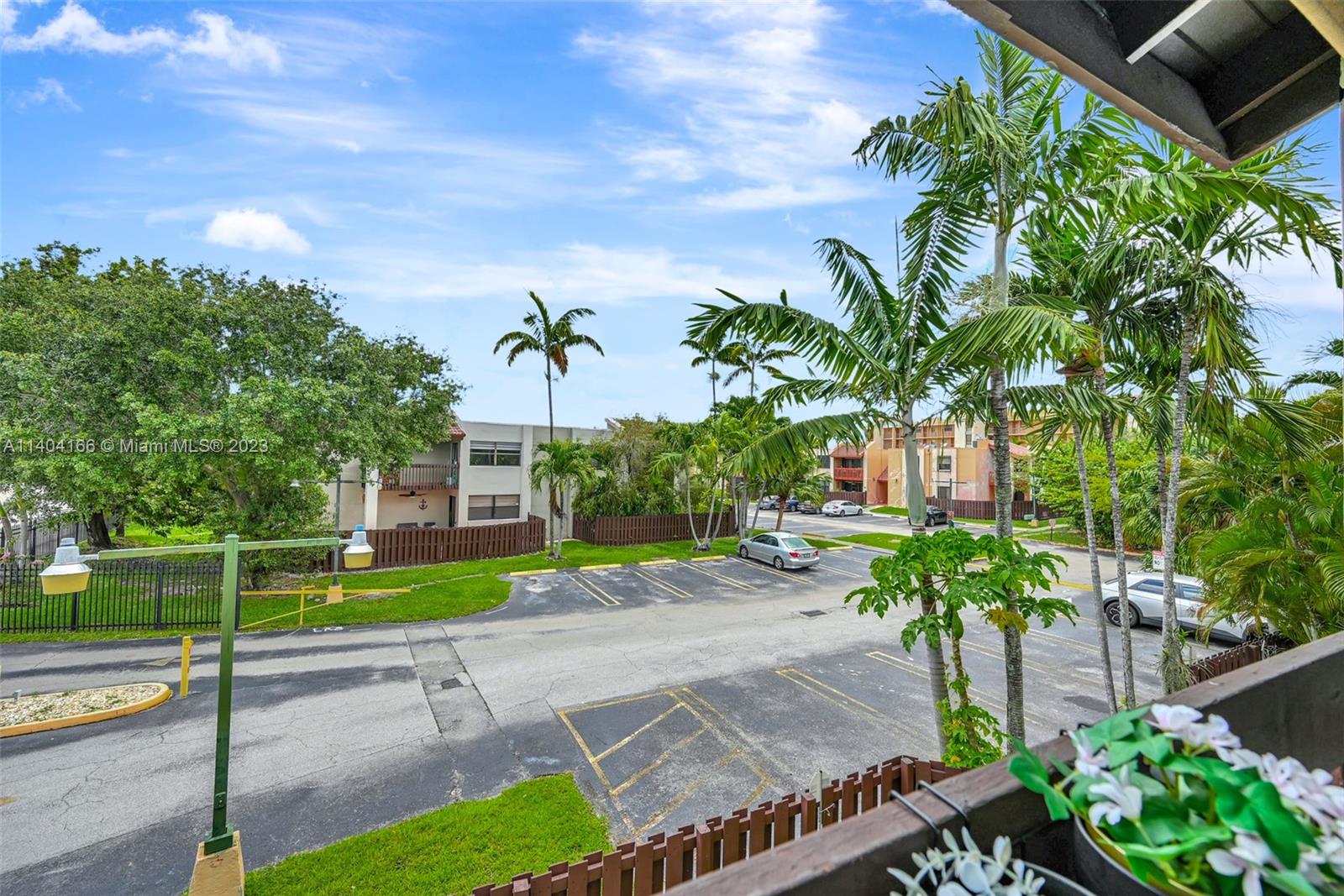 10105 NW 9th St Cir # 207 Unit: 9-207