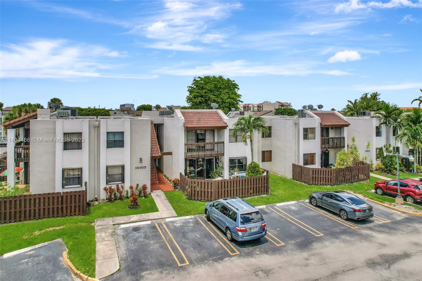 10105 NW 9th St Cir # 207 Unit: 9-207