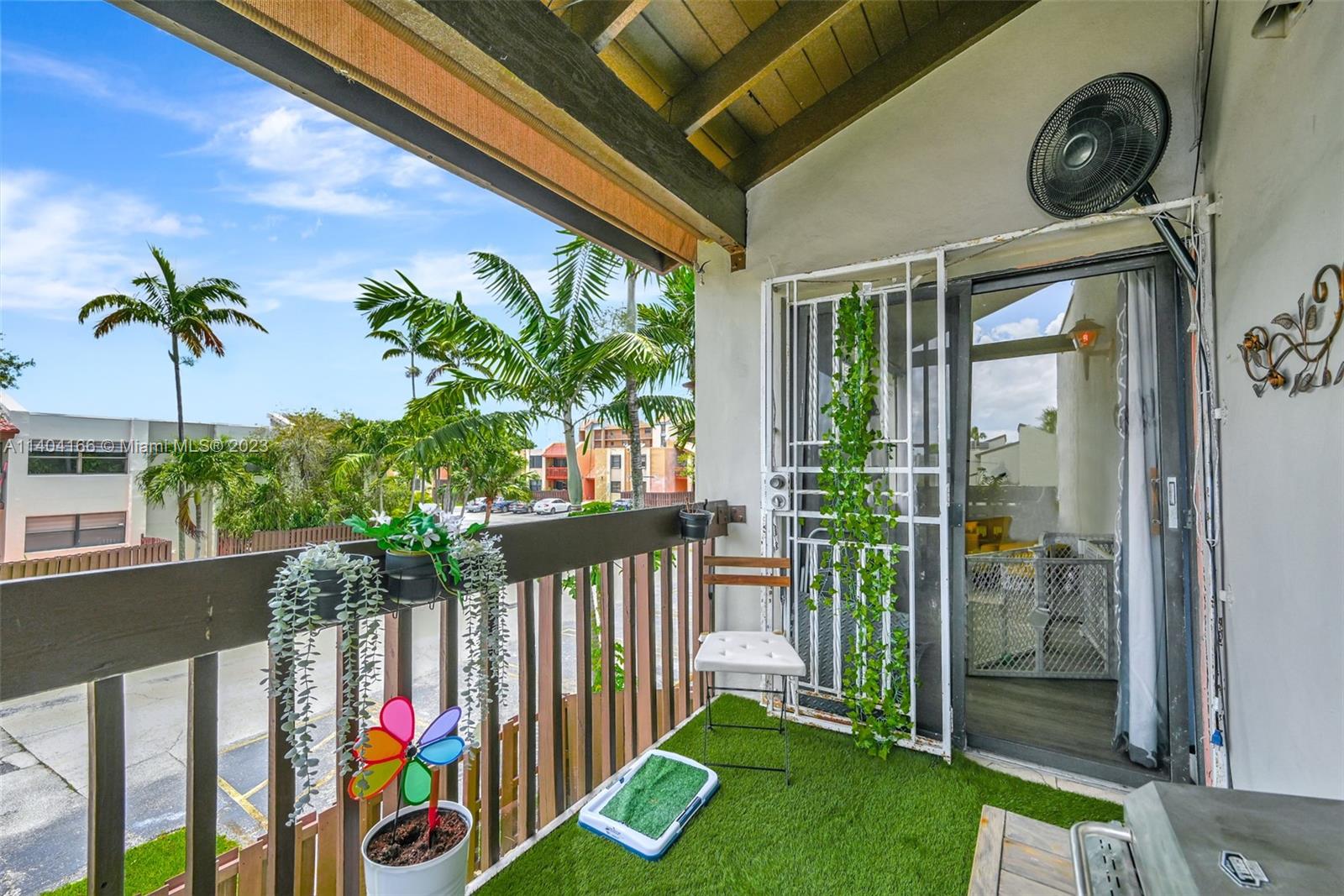 10105 NW 9th St Cir # 207 Unit: 9-207