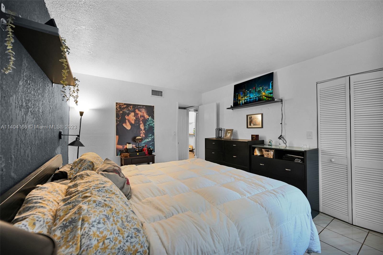 10105 NW 9th St Cir # 207 Unit: 9-207