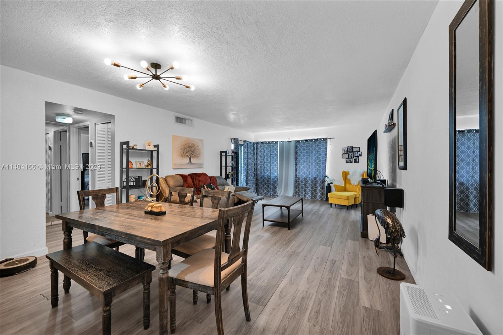 10105 NW 9th St Cir # 207 Unit: 9-207