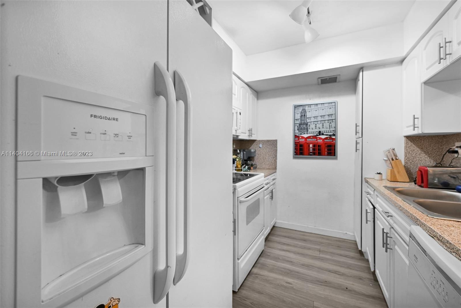 10105 NW 9th St Cir # 207 Unit: 9-207