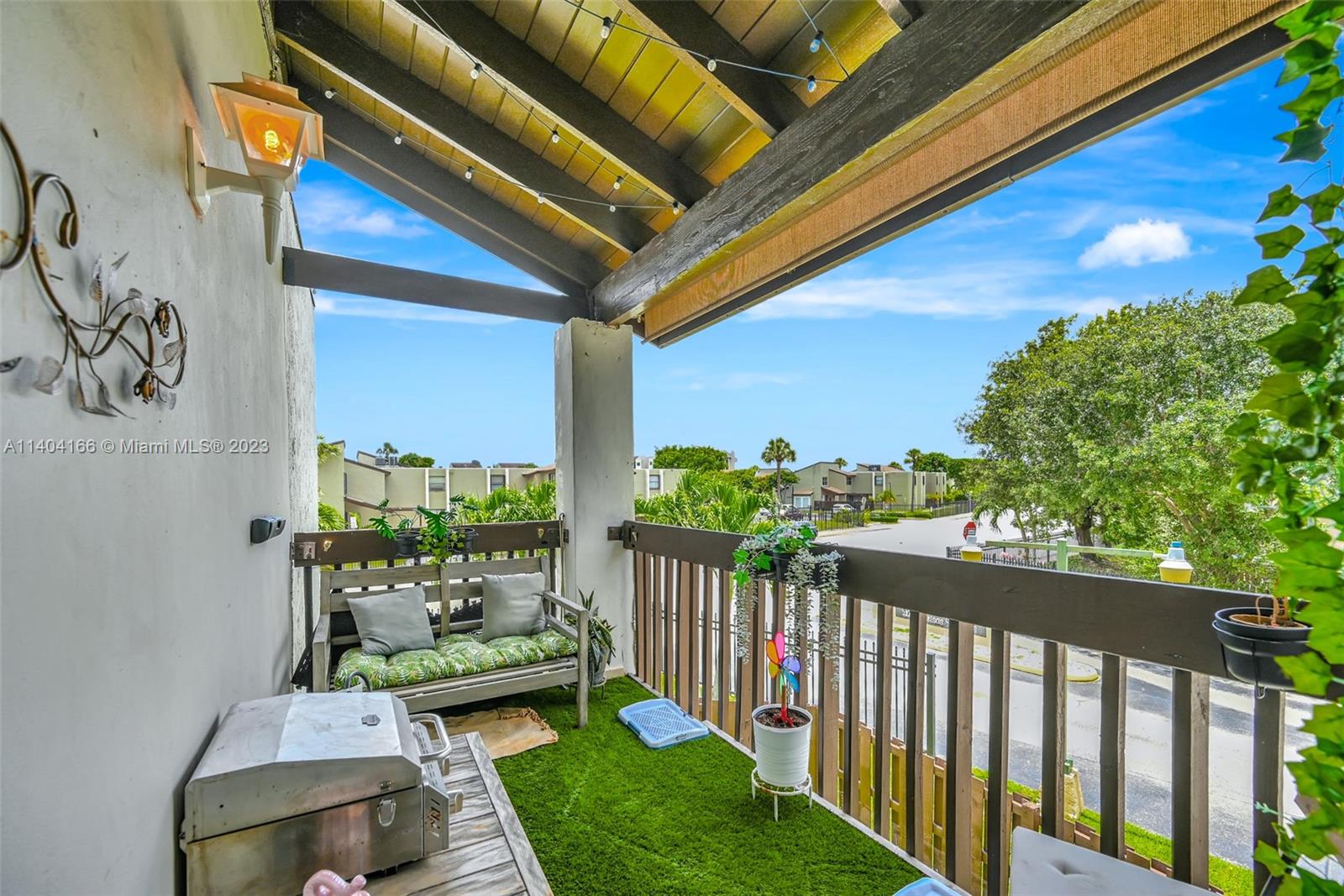 10105 NW 9th St Cir # 207 Unit: 9-207