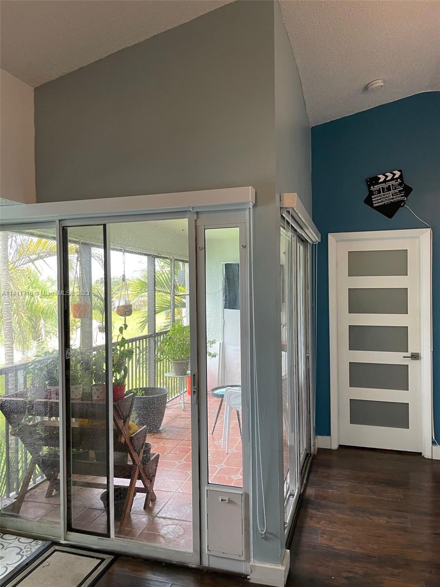 1453 S Liberty Ave # 1453E