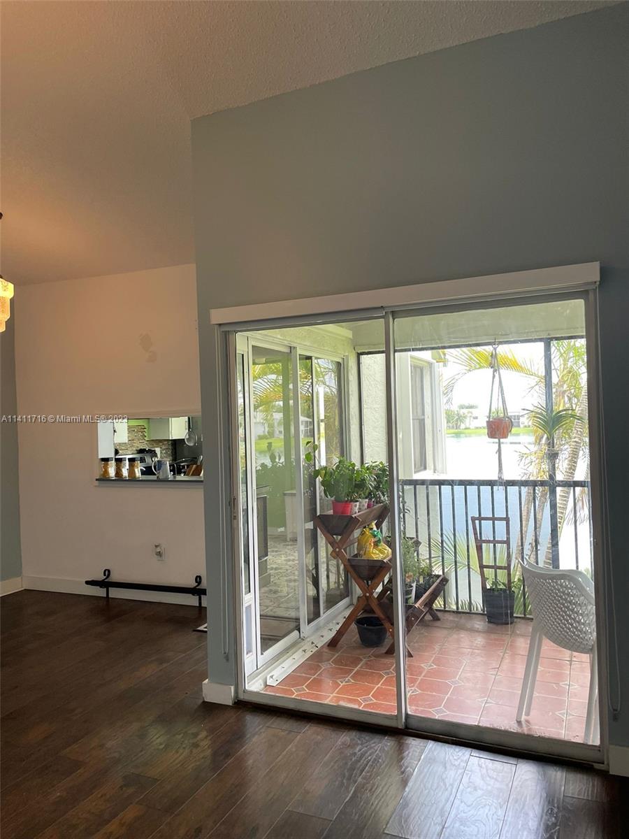 1453 S Liberty Ave # 1453E